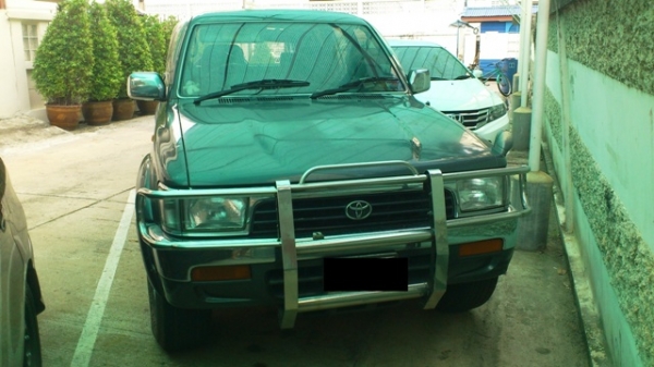 ขาย TOYOTA SURF LN130 4WD 5ประตู