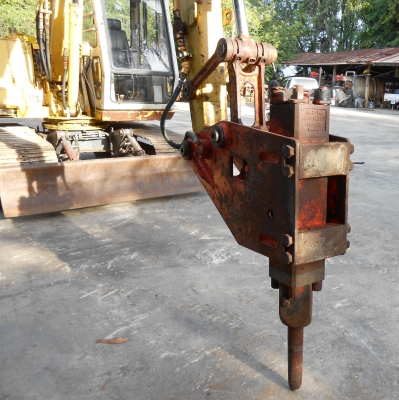 ขายรถขุด SUMITOMO S160 F2 คอนโทรลน้ำมัน ทำงานเร็ว เก่านอกพร้อมหัวแย๊ก NPK H- 3X พร้อมใช้งาน