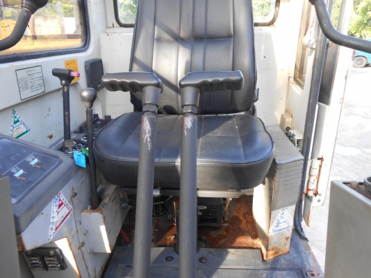 ขายรถขุด SUMITOMO S160 F2 คอนโทรลน้ำมัน ทำงานเร็ว เก่านอกพร้อมหัวแย๊ก NPK H- 3X พร้อมใช้งาน