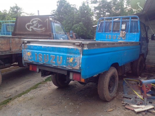 ขายกระบะสแตนเลส ใส่รถISUZU 4 ล้อกลาง