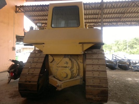 ขายรถแทรกเตอร์  CAT D6H SERIES-2 ตีนไก่ เล่มทะเบียน ช้วงเต็ม แอร์มี รถสวยจัด