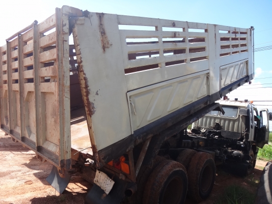 ขายด่วน  รถสิบล้อสองเพลาดัมพ์  HINO  FM  3M  240  กระจกไฟฟ้า  พร้อมขาย  พร้อมใช้งาน