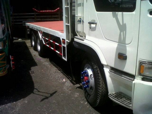 รถฮีโน่ 10 ล้อ พื้นเรียบ 320 แรงม้า ปี 51  สนใจติดต่อ 081 - 6079515