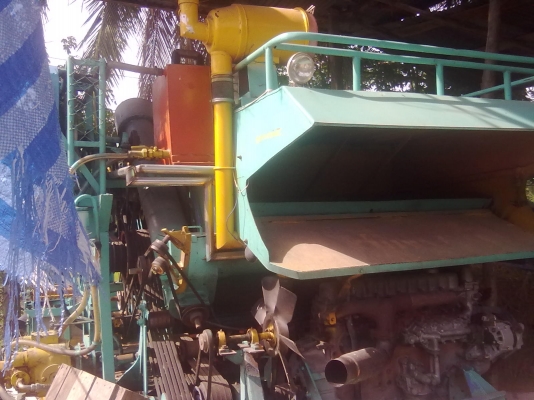 รถเกี่ยวข้าวสุรชัยครับ พร้อมใช้