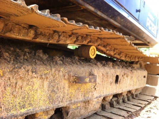 ขายรถแบคโฮ KOMATSU PC-100-5 เอกสารอิมวอย ไฟฟ้าครบใช้งานได้ รถสวย