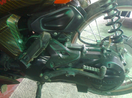 honda click play 13500 .-