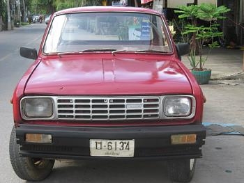 มาสด้า 1000 คลาสสิก