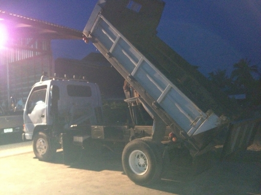 ISUZU NPR