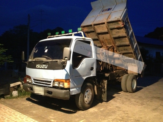 ISUZU NPR
