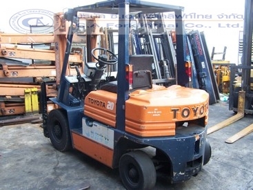 ขายรถ โฟล์คลิฟท์ TOYOTA รุ่น 5-FG20