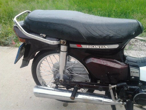 ขาย HONDA ดรีม คุรุสภา เดิมสวย เครื่องดีมาก ทะเบียนพร้อมโอน ภาษี ขาดต่อ 2 ปี ครับ