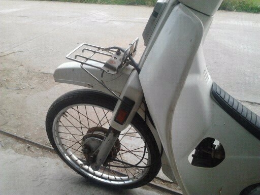 ขาย HONDA ดรีม คุรุสภา ขายตามสภาพไม่มีทะเบียน ออกใบซื้อขายให้ ครับ