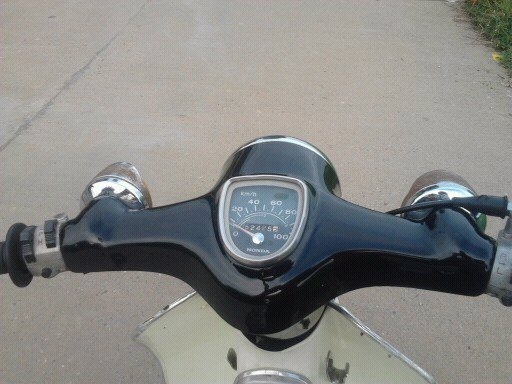 ขาย HONDA C 65 เดิม ครบ เครื่องเดิม ดี มาก สภาพตามรูป ไม่มีทะเบียน ออกใบซื้อขายให้ ครับ