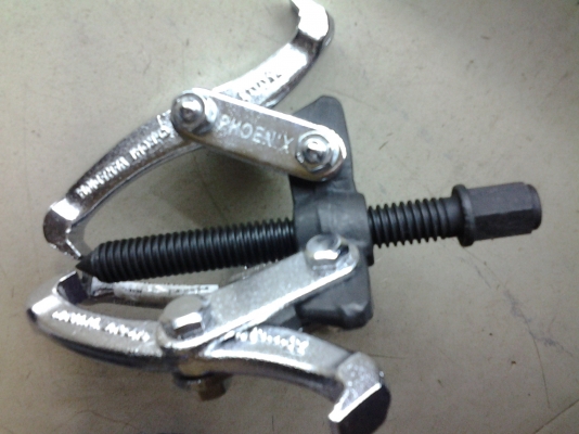 gear puller KWT  2jaw 6"   ตัวดูด พู่เล่เฟือง 2  ขา  3 ขา
