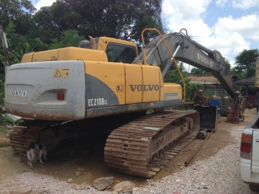 ขายด่วน!!!VOLVO EC210B LC สภาพสวยพร้อมใช้งานค่ะ
