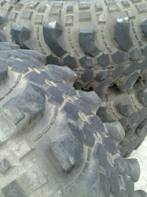 ขาย ตะขาบ Silver Stone 35x10.5R16 ขาย ตะขาบ Silver Stone 35x10.5R16