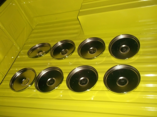 ขายฝาตบมาสด้า 1000 สภาพสวยๆของแท้ใหม่เก่าเก็บครับ