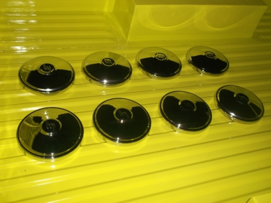 ขายฝาตบมาสด้า 1000 สภาพสวยๆของแท้ใหม่เก่าเก็บครับ