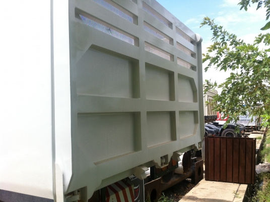 ขายรถบรรทุก10ล้อดั๊มพ์คอกรั้วสามเส้น สองเพลา 240แรงม้า