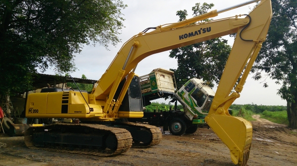 (((---ขาย---))) KOMATSU PC200-6