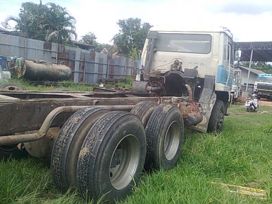 ต้องการขาย / รถ 10 ล้อ 2 เพลา นิสสัน UD / CW430 ( หัวคัสซี )