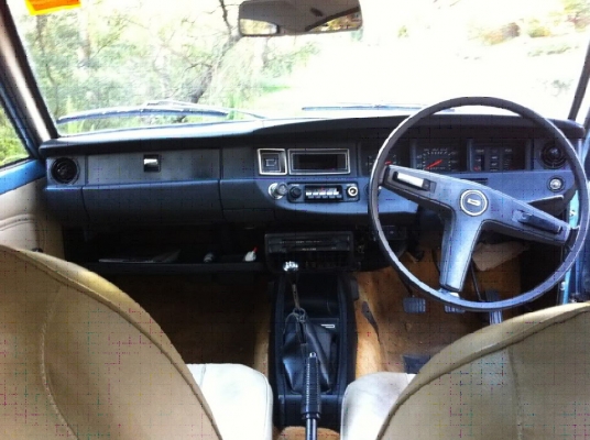 วิทยุ AM Clarion รถโบราณ ใส่รถ Dutsun Sunny B210 (120Y)