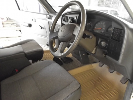 ln106 นำเข้าทั้งคันแบบสี่ประตู   เดิมๆตั้งแต่ยาง  350000