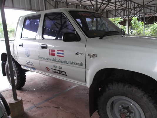 ln106 นำเข้าทั้งคันแบบสี่ประตู   เดิมๆตั้งแต่ยาง  350000