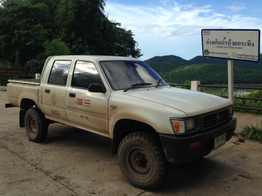 ln106 นำเข้าทั้งคันแบบสี่ประตู   เดิมๆตั้งแต่ยาง  350000