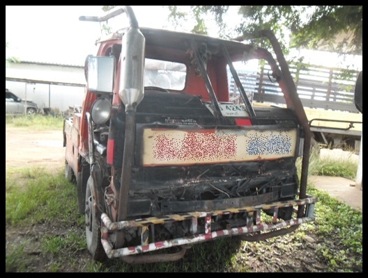 รถยกอเนกประสงค์ 4 ล้อกลาง