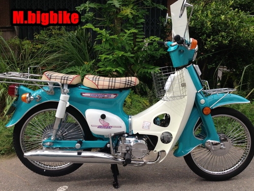 HONDA c70 สีฟ้ามินท์ เครื่องดรีม มีทะเบียนภาษีเต็ม  25,000 -