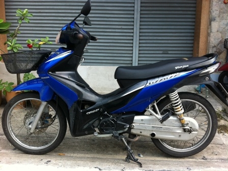 Honda wave 110i หัวฉีด ปี 53 สภาพสวย Honda wave 110i หัวฉีด ปี 53 สภาพสวย