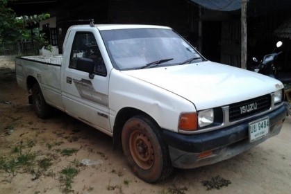 ขาย กระบะตอนเดียว ยอดนิยม มังกรทอง 2.5 ISUZU SPARK EX 87HP เดิมบาง เครื่องมังกร 2.5 87HPเดิมๆแห้งๆ ไม่เยิ้ม แรงดี ประหยัดน้ำมัน ช่วงล่างแน่น คัสซีสวย ไม่ผุไม่ดาม ยางดี4เส้น พื้นปูกระบะ สีบางเดิม ภายในสวย แอร์เย็น พ.ธรรมดา มีผุชายฝาท้ายนิดหน่อย พร้อมใช้งาน