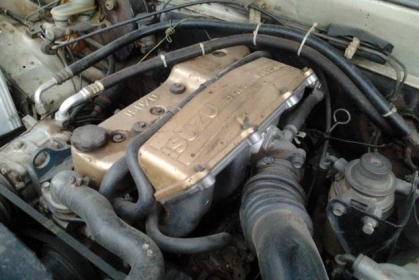 ขาย กระบะตอนเดียว ยอดนิยม มังกรทอง 2.5 ISUZU SPARK EX 87HP เดิมบาง เครื่องมังกร 2.5 87HPเดิมๆแห้งๆ ไม่เยิ้ม แรงดี ประหยัดน้ำมัน ช่วงล่างแน่น คัสซีสวย ไม่ผุไม่ดาม ยางดี4เส้น พื้นปูกระบะ สีบางเดิม ภายในสวย แอร์เย็น พ.ธรรมดา มีผุชายฝาท้ายนิดหน่อย พร้อมใช้งาน