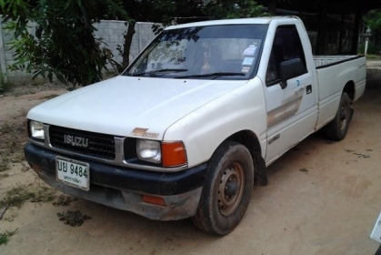 ขาย กระบะตอนเดียว ยอดนิยม มังกรทอง 2.5 ISUZU SPARK EX 87HP เดิมบาง เครื่องมังกร 2.5 87HPเดิมๆแห้งๆ ไม่เยิ้ม แรงดี ประหยัดน้ำมัน ช่วงล่างแน่น คัสซีสวย ไม่ผุไม่ดาม ยางดี4เส้น พื้นปูกระบะ สีบางเดิม ภายในสวย แอร์เย็น พ.ธรรมดา มีผุชายฝาท้ายนิดหน่อย พร้อมใช้งาน