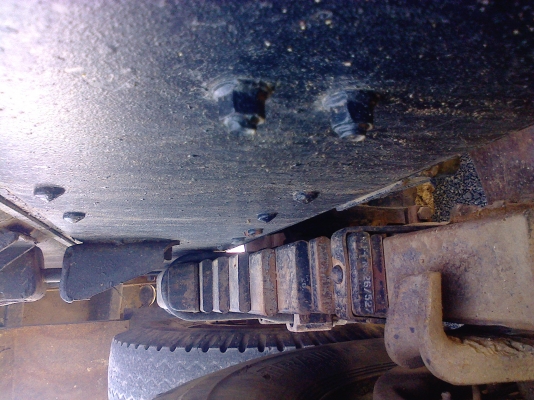 ขายรถสิบล้อ  มิตซูบิชิ TF ไอ้หลงเทอร์โบ เกียร์ลาย เพลาบุม เครื่องดี ยางดี80\% ระบบลากพ่วง ซีเลี่ยน 4xxx  เจ้าของขายเอง เอกสารพร้อมโอน