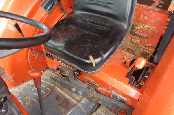 ขายรถไถรุ่น M6040SU มือสอง