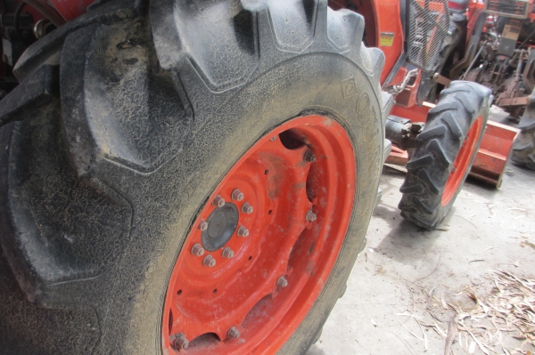 ขายรถไถรุ่น M6040SU มือสอง