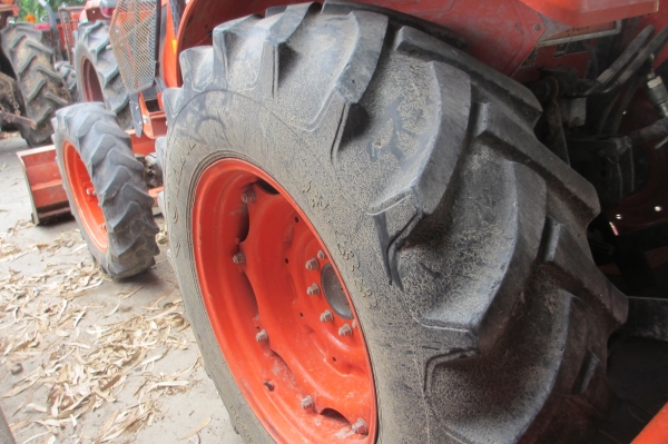 ขายรถไถรุ่น M6040SU มือสอง