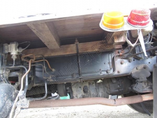 รถบรรทุก 10 ล้อ กระบะรั้วไม้หลังถนน ยี่ห้อ ISUZU รุ่น FVM32M รถบรรทุก 10 ล้อ กระบะรั้วไม้หลังถนน ยี่ห้อ ISUZU รุ่น FVM32M