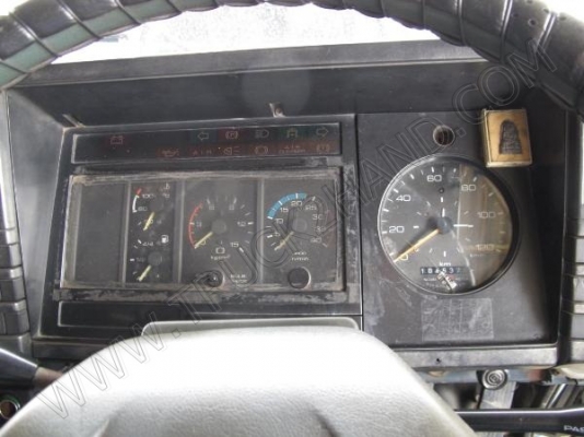 รถบรรทุก 10 ล้อ กระบะรั้วไม้หลังถนน ยี่ห้อ ISUZU รุ่น FVM32M รถบรรทุก 10 ล้อ กระบะรั้วไม้หลังถนน ยี่ห้อ ISUZU รุ่น FVM32M