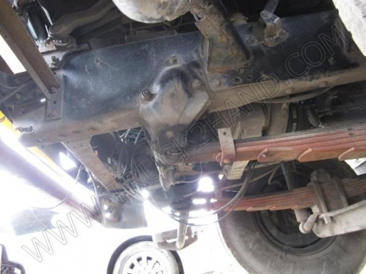 รถบรรทุก 10 ล้อ กระบะรั้วไม้หลังถนน ยี่ห้อ ISUZU รุ่น FVM32M รถบรรทุก 10 ล้อ กระบะรั้วไม้หลังถนน ยี่ห้อ ISUZU รุ่น FVM32M