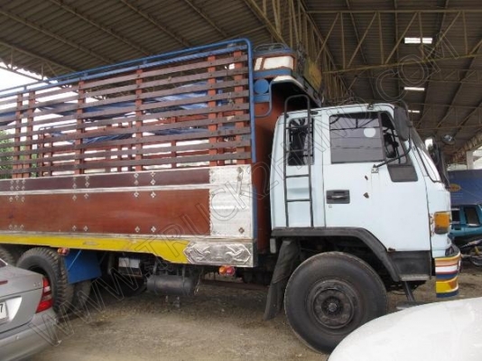 รถบรรทุก 10 ล้อ กระบะรั้วไม้หลังถนน ยี่ห้อ ISUZU รุ่น FVM32M รถบรรทุก 10 ล้อ กระบะรั้วไม้หลังถนน ยี่ห้อ ISUZU รุ่น FVM32M