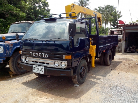 ขายรถ TOYOTA DYNA BU91 ติดเครน