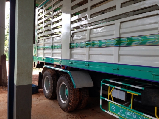 10ล้อดั้ม260แรง สวยมาก ดั้มเหล็กคอกเกษตร ใช้แค่1แสนกว่ากิโล