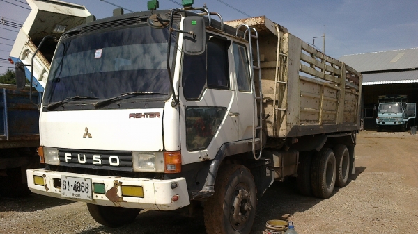 ขายไอหลง2เพลาดั้มเครื่องeh 700ลงเล่มแล้วแอร์มีพร้อมใช้งาน