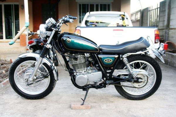 ต้องการซื้อ volty 250 ,sr 400 ,clubman 250,400 มีทะเบียนมาไว้ขับใครมีตัวใดตัวหนึ่งเสนอมาได้นะครับ