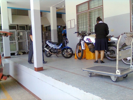 แจ้งส่งรถ yamaha dt125mono ให้คุณนิรันดร์  จ.นราธิวาส