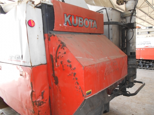 ขายรถเกี่ยว DC-95 KUBOTA ขายรถเกี่ยว DC-95 KUBOTA