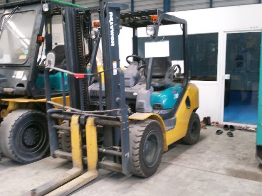 FG30T-16 # 730137 : รถกระเช้า มือสอง นำเข้าจากญี่ปุ่น by กุ้ง:TOS:081-3062283